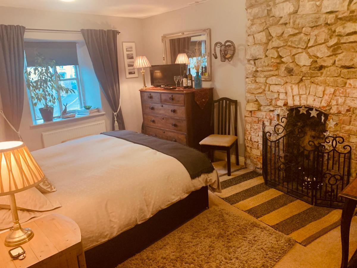 홀스워디 Molesworth Arms Pyworthy B&B 외부 사진